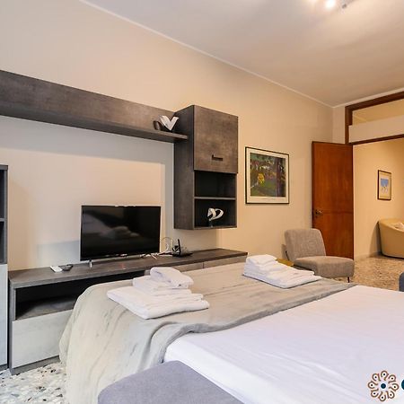 Piccinni Guesthouse By Apulia Accommodation Bari Ngoại thất bức ảnh
